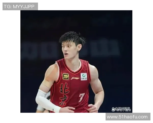 曾凡博：从青年才俊到篮球新星的成长之路与未来展望