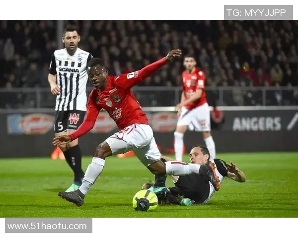 法甲昂热对阵里尔比赛前瞻分析及双方近期状态评估