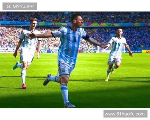 南狮足球比赛现场直播精彩瞬间回顾与赛后分析全方位解读 南狮足球比赛现场直播精彩瞬间回顾与赛后分析全方位解读